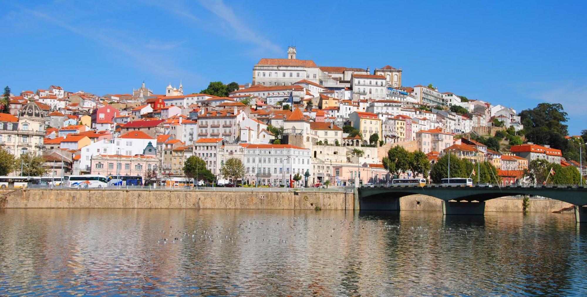 Апартаменты Coimbra Heights Экстерьер фото